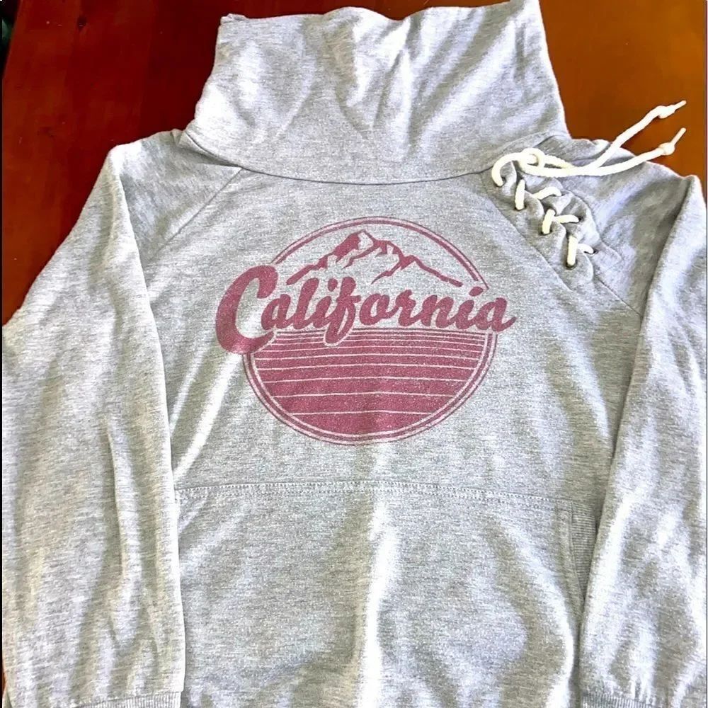 California cowlneck sweater with tie side